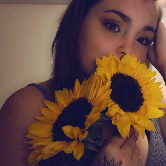 Meet your Posher, Shawnia - Picture 1 of 1